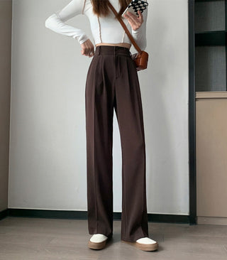 PLEATED SOLID COLOUR HIGH-WAISTED STRAIGHT FIT TROUSER