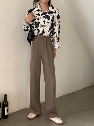 PLEATED SOLID COLOUR HIGH-WAISTED STRAIGHT FIT TROUSER