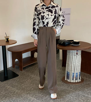 PLEATED SOLID COLOUR HIGH-WAISTED STRAIGHT FIT TROUSER