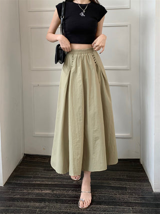 High-waisted flowy A-line silhouette skirt