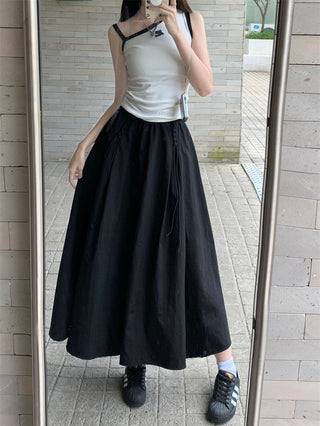 High-waisted flowy A-line silhouette skirt