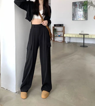 High-waisted pleated straight leg cargo trousers