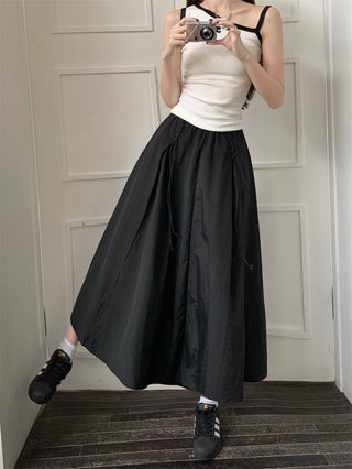 High-waisted flowy A-line silhouette skirt