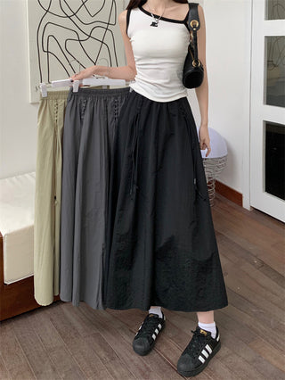 High-waisted flowy A-line silhouette skirt