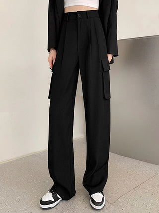 High-waisted pleated straight leg cargo trousers