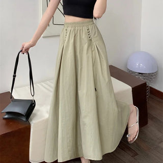 High-waisted flowy A-line silhouette skirt