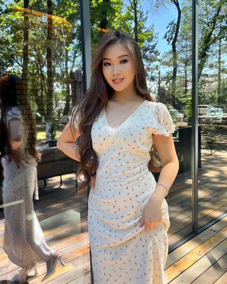 Evelyn Floral Lace Maxi Dress